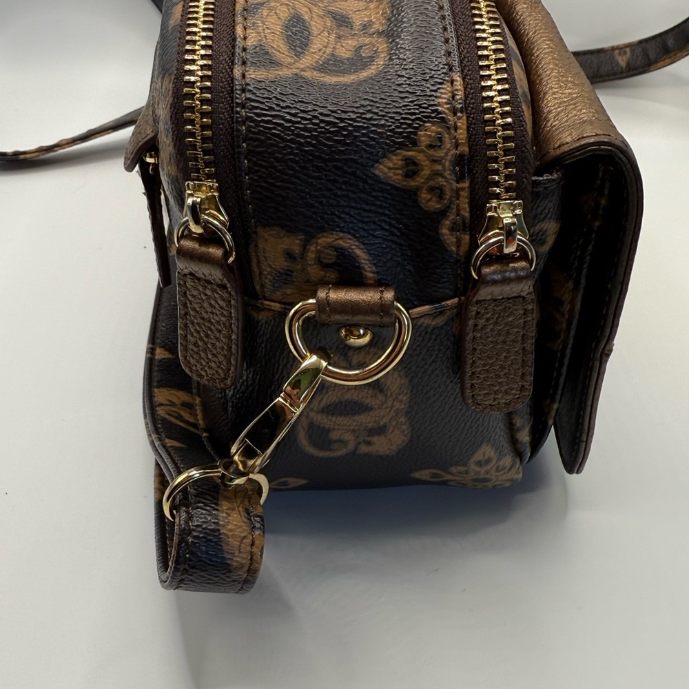 SharifSharif Rare Brown Metallic Jaguar Crossbody LIKE NEW - Picture 4 of 16
